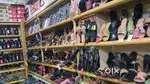 Sales executive for shoe showroom