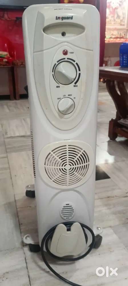 Room heater and blower