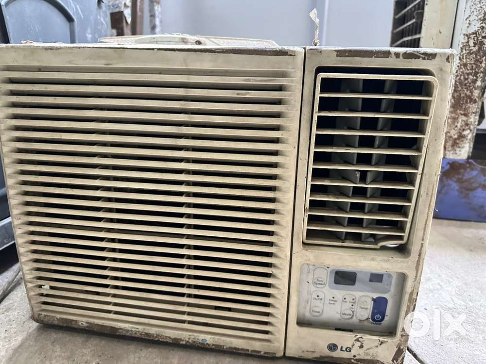 Lg window Ac in very god condition