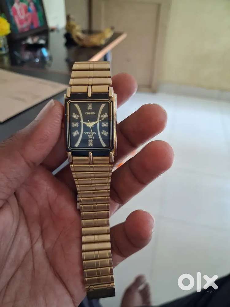 Watch selling