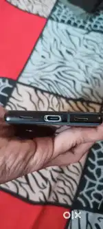 Pixel 6a box available
