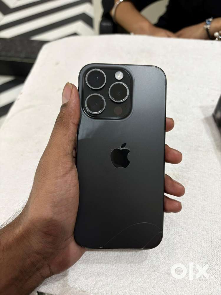 Iphone 15 pro 256gb… 87 battery health black color with cabel and bill
