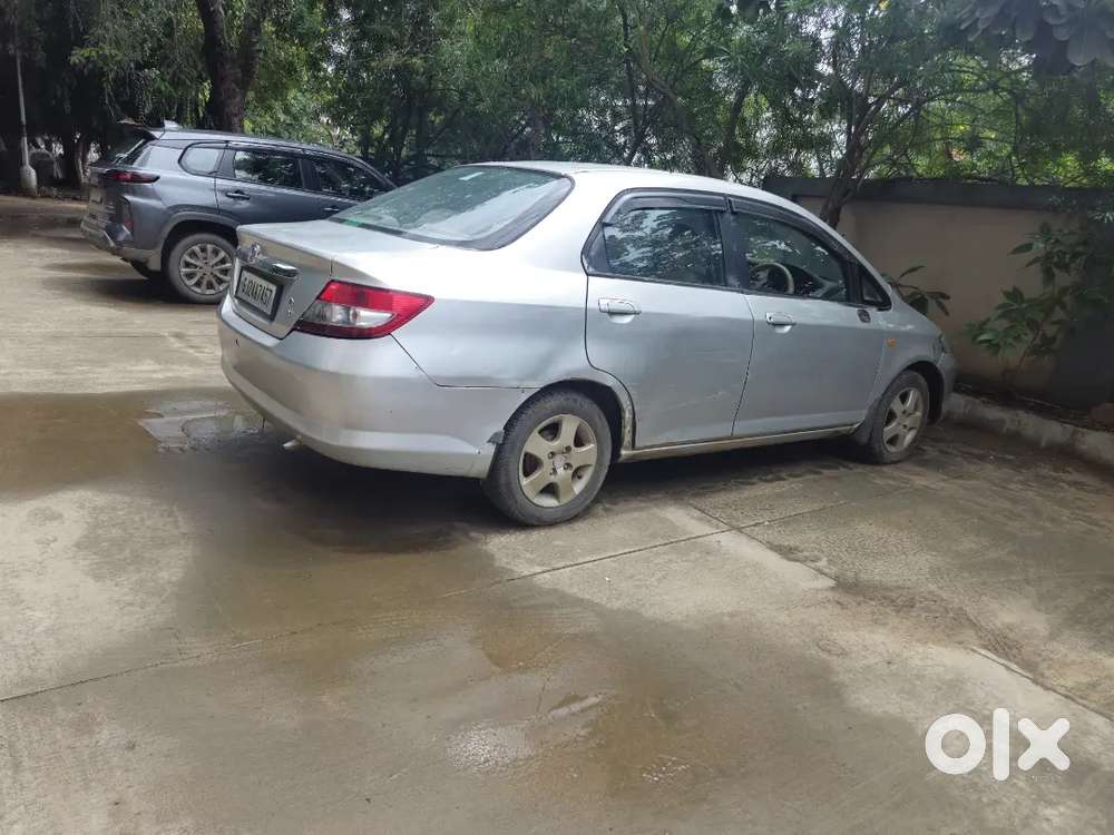 Honda City ZX 2005 CNG & Hybrids 100000 Km Driven