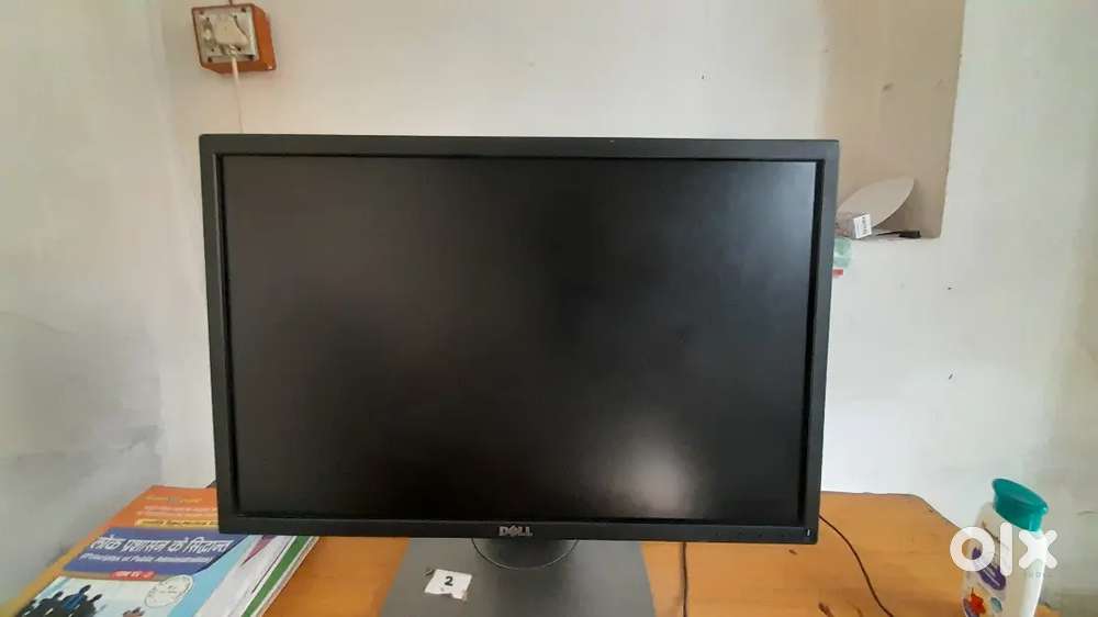 LENOVO THINK CENTRE M93p CPU 7 MONTH WARRANT  And screen.