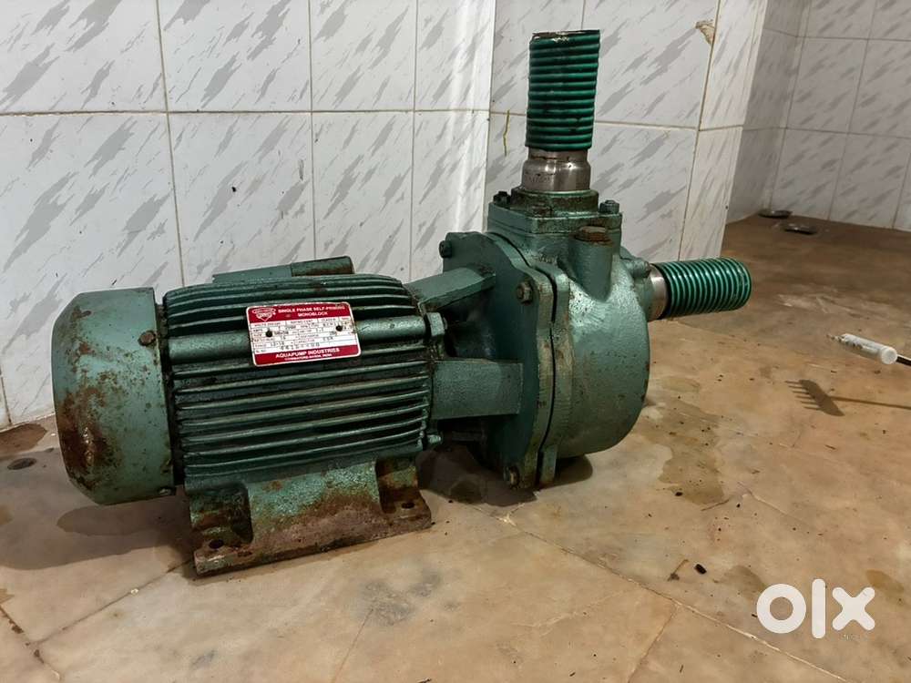 1.5 HP monoblock pumpset, flexible pipe and accessories