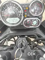 Royal Enfield Himalayan 411