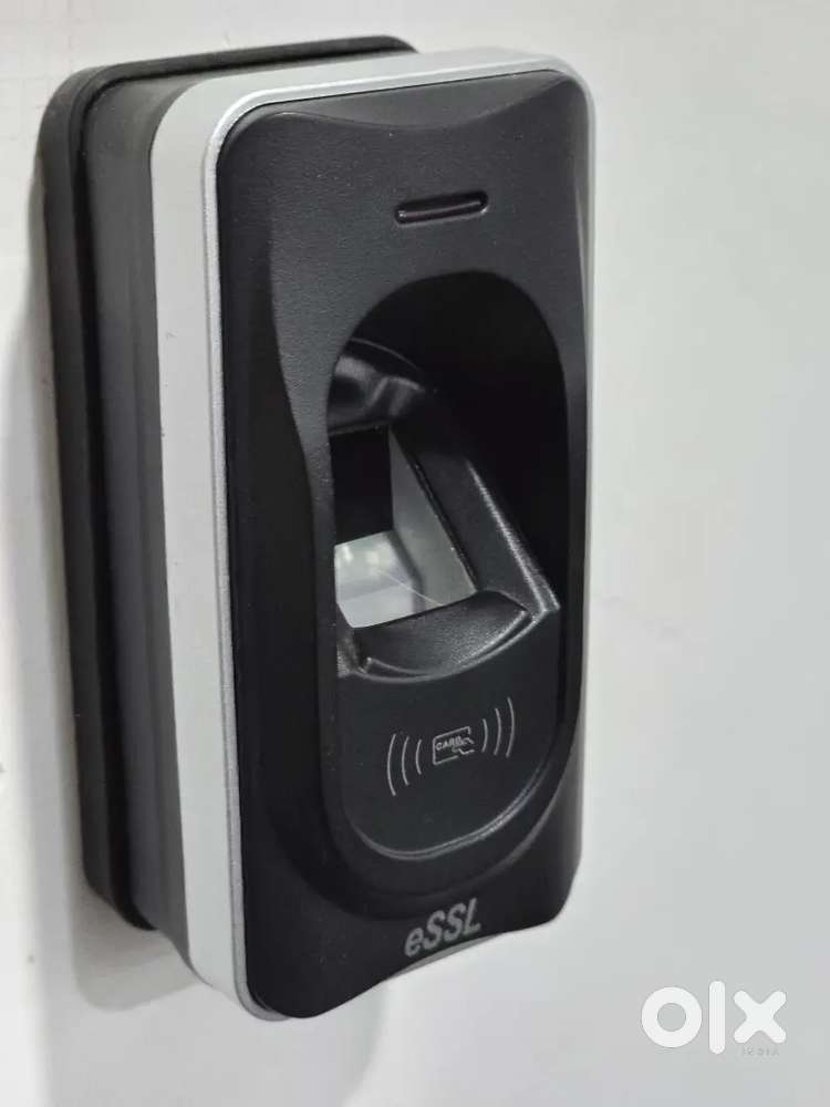 Acces control reader with access card and fingerprint