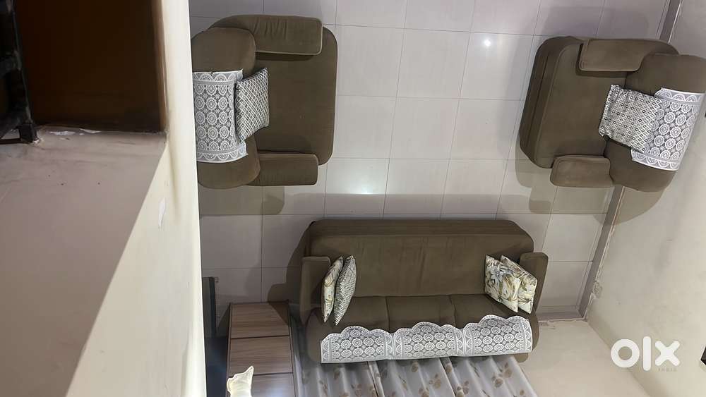 Sofa set one 3 seater + two one seater