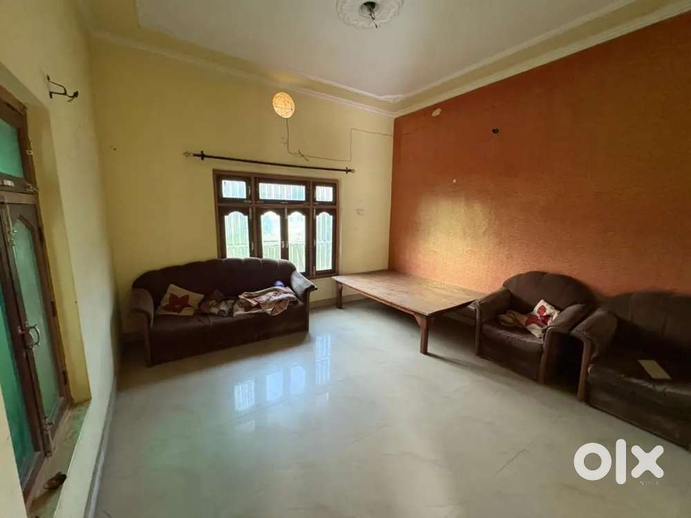 2bhk with roof  rent 6700 Sultanpur