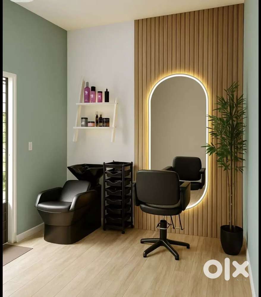 Beautician plus hair style