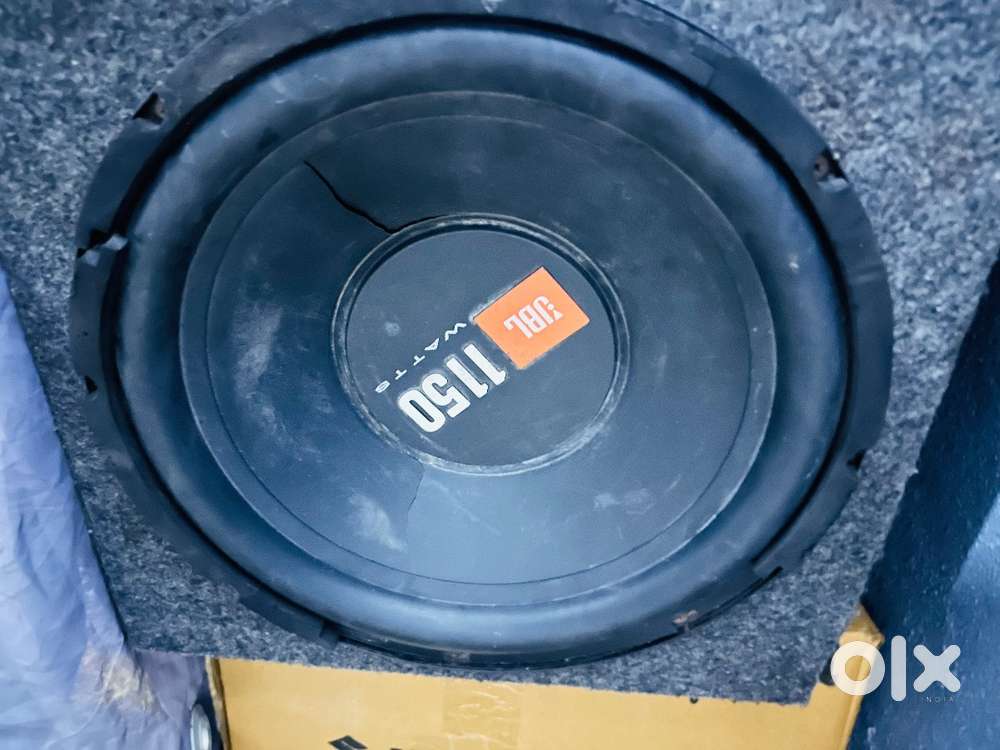 Subwoofer and pioneer speaker 2 unit for car