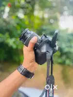 CANON 1500 DSLR CAMERA