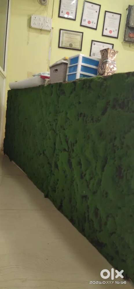 Long table suitable for shops