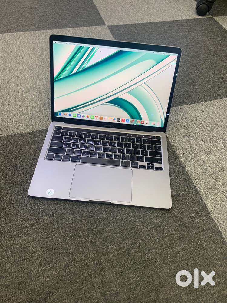 Apple MacBook Pro 2020 13inch i7 32GB 512GB Warranty