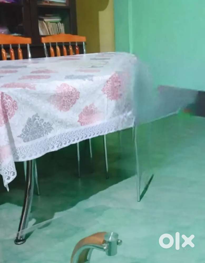 Dining table with six seater chair