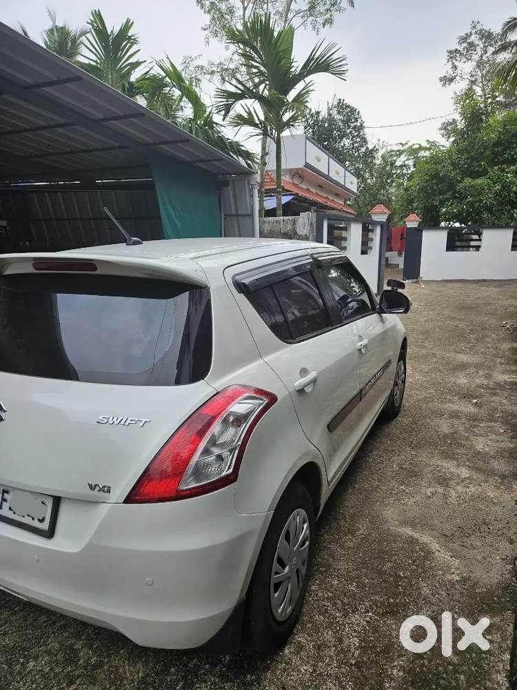 Maruti Suzuki Swift 2016 Petrol Well Maintained