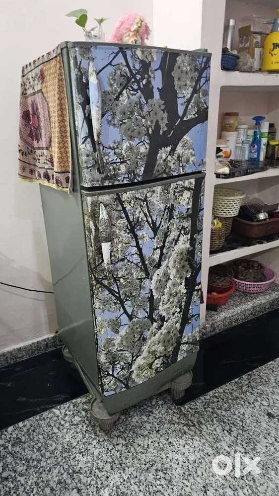 Godrej 4 Star Convertible Freezer 6-In-1