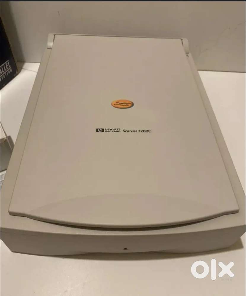 HP ScanJet 5300C - flatbed scanner.