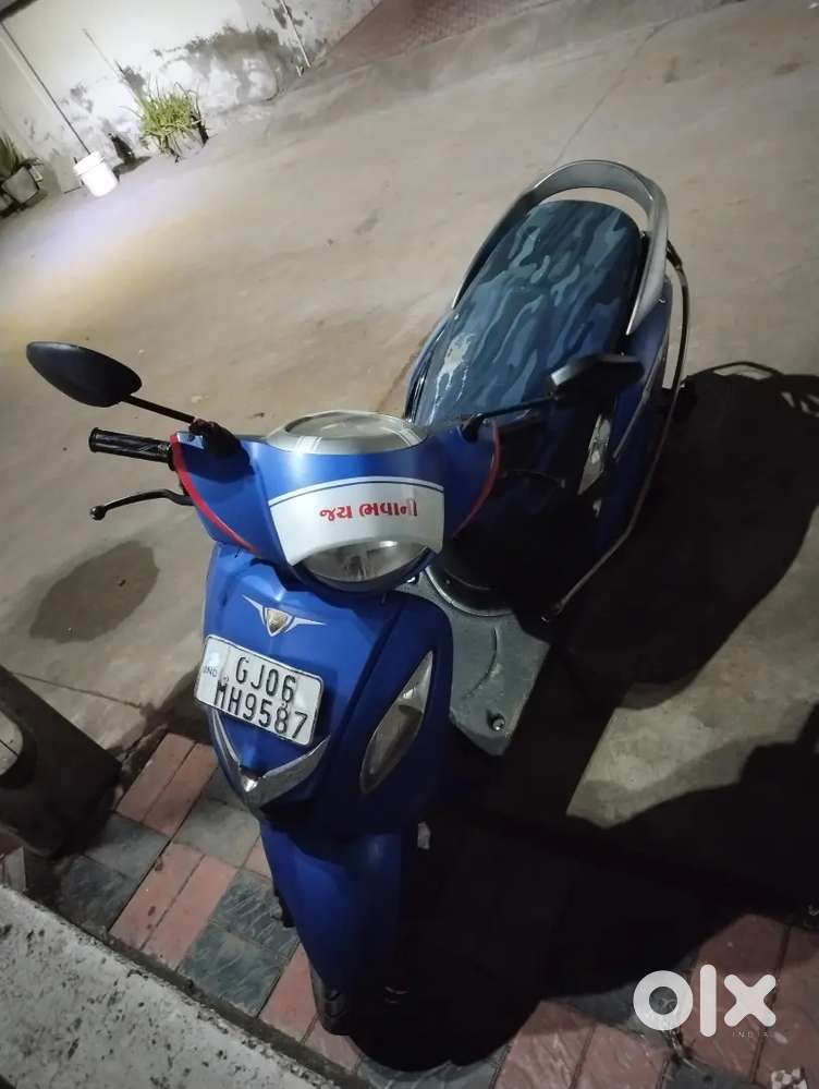 Best yamaha facino scooter with mileage price - 29 k rs.