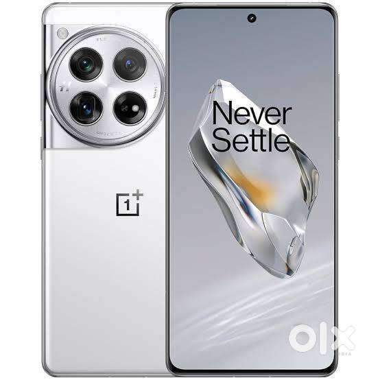 Oneplus 12 -12/256 GB (6 months used) White Colour