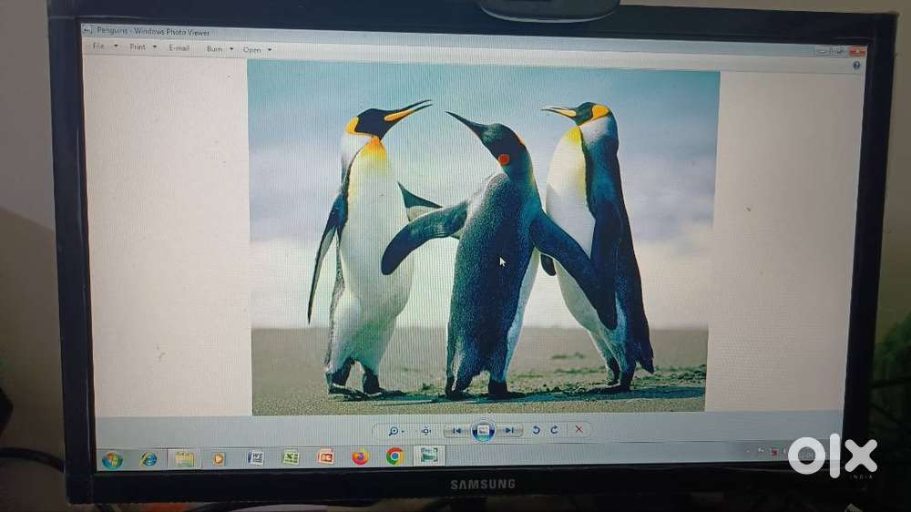 Samsung monitor 18 inches