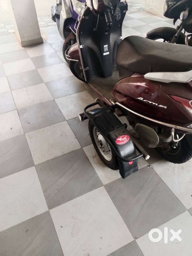 Side wheels for activa