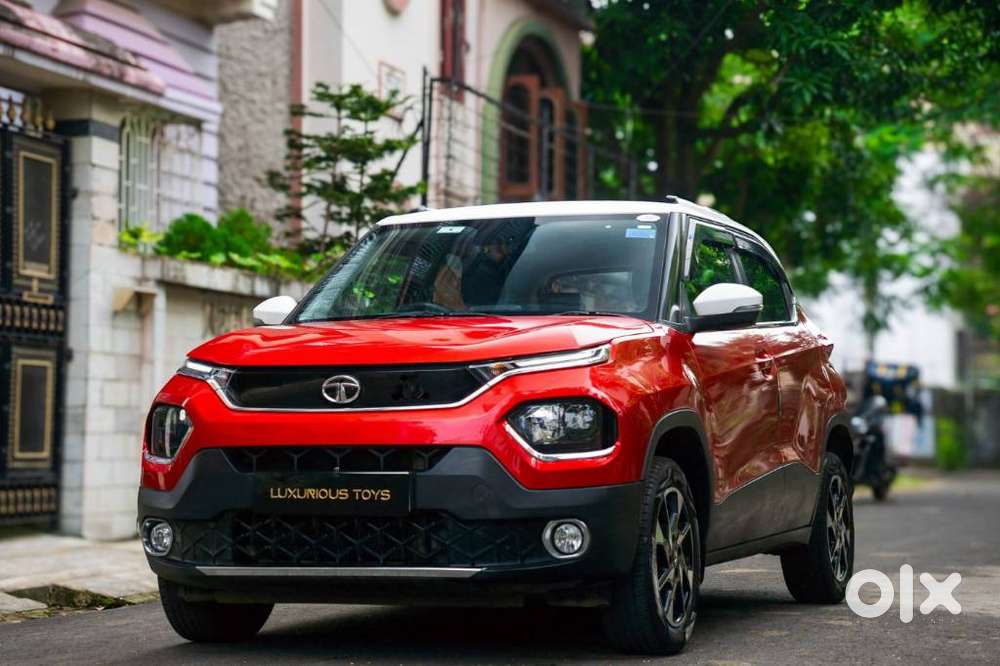 Tata Punch Creative Dual Tone MT Sunroof, 2022, Petrol