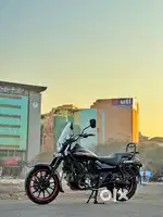 BAJAJ AVENGER STREET 220