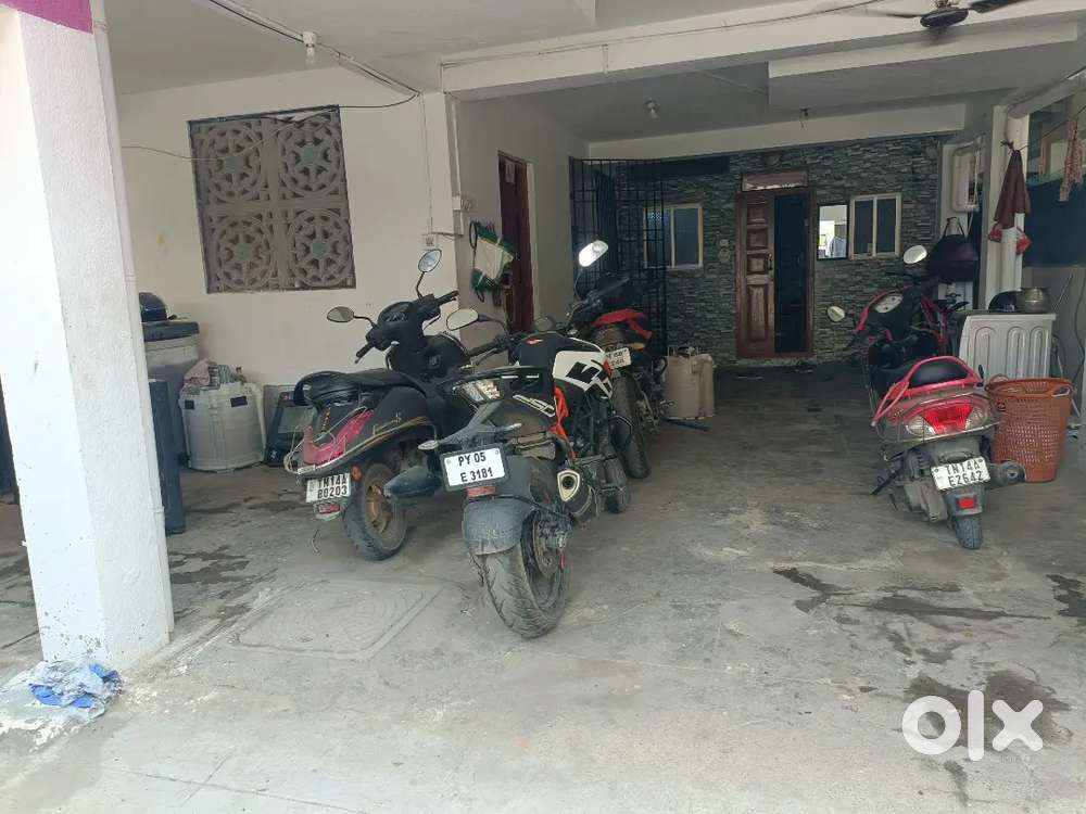 Perumbakkam house for rent