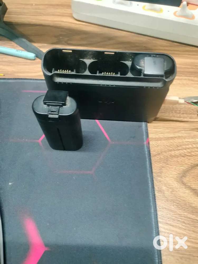 2Drone battery, with charger