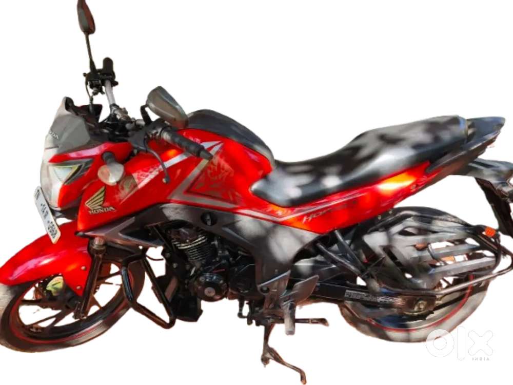 Very Good condition less driven hornet bike direct from owner