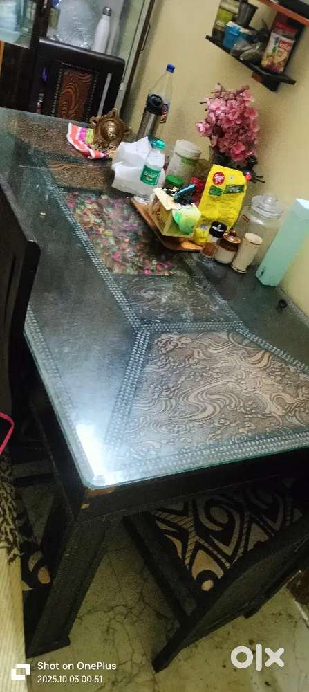 6 seater dining table