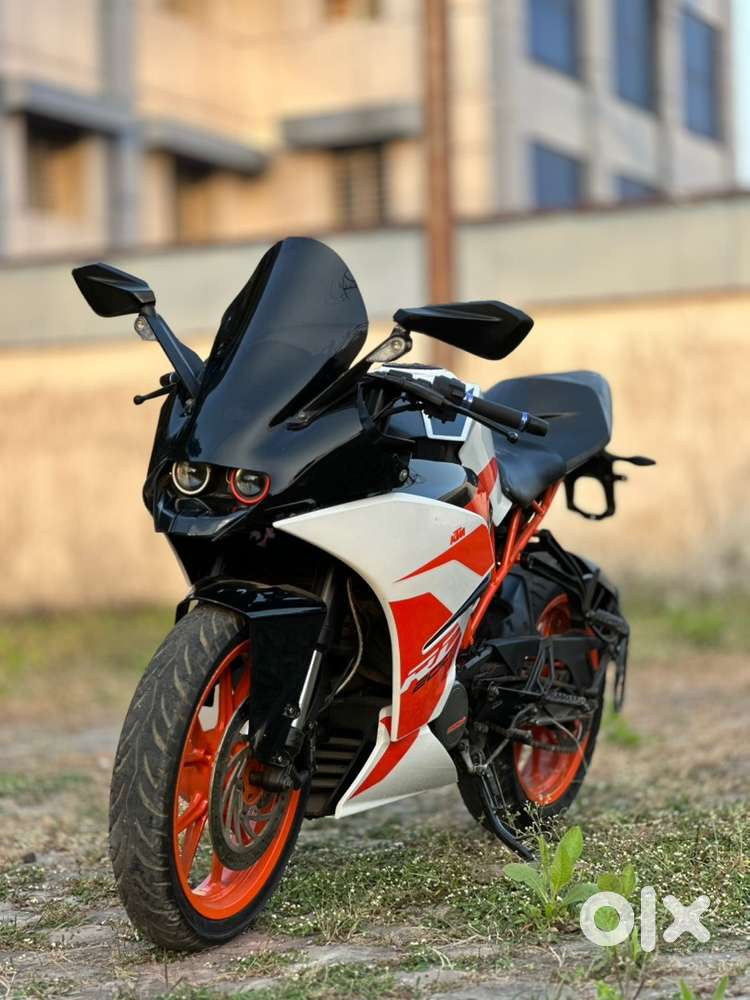 Down payment 35000Rs Rc200 model 2018 owner 1st Insurance valid
