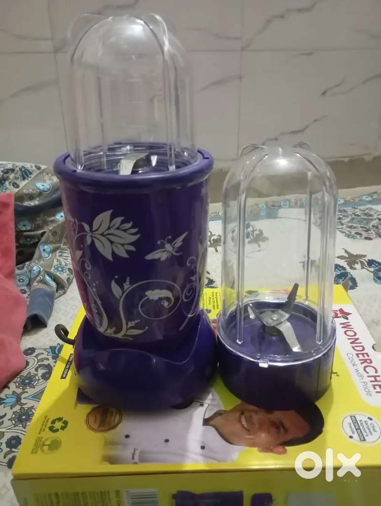 Unused Branded mixer and juicer