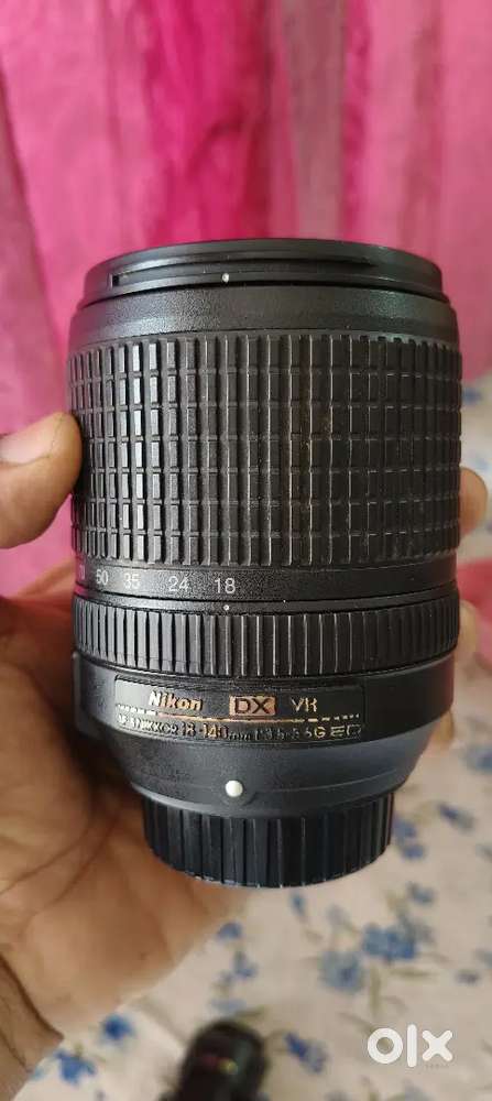 Nikon d3500 with two lens, nikon 18-140mm & nikon 35mm 1.8g prime lens