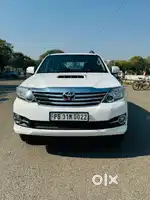 Toyota Fortuner 3.0 4X2 MT, 2013, Diesel