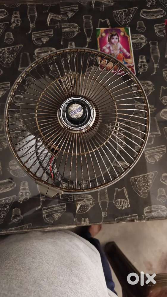 24 Vatts Small fan