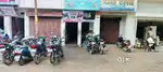 8000  kiraya front p hai dukan