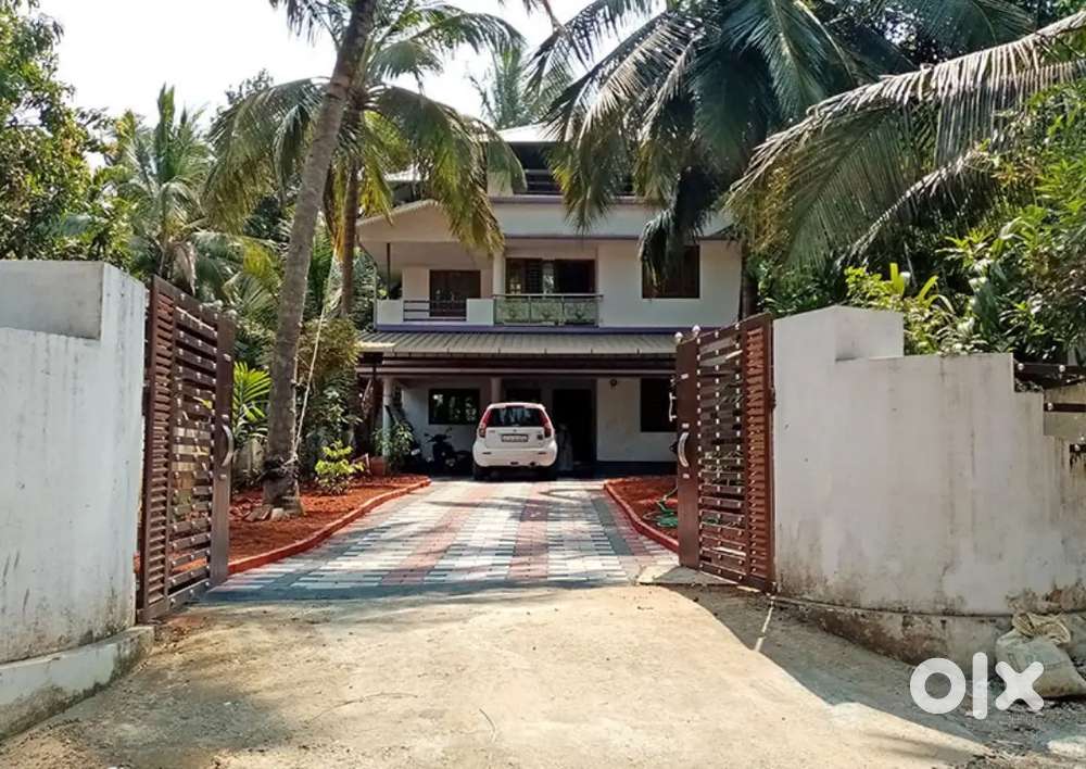 2 BHK new first floor for rent near Kunnamkad Jtn, Kizhakkencherry