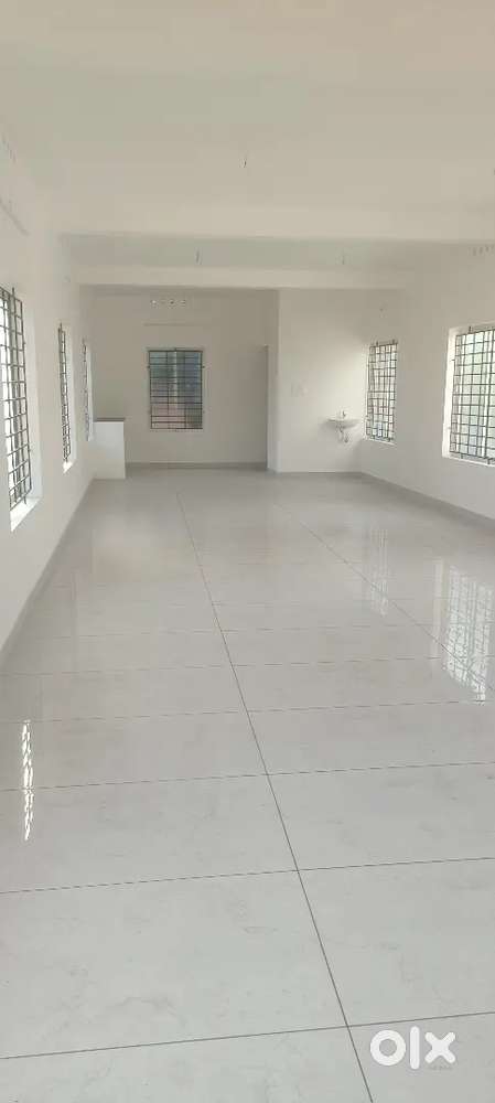 Thampanoor 2000 sqft institution space for rent.