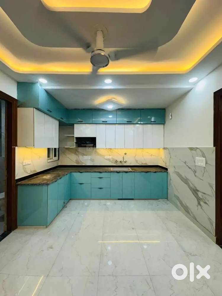 3bhk semi furnished