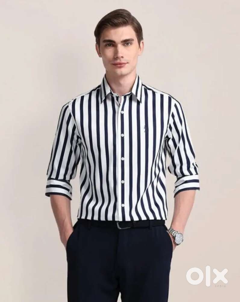 Very comfortable shirt for boys and mens size small white and black s