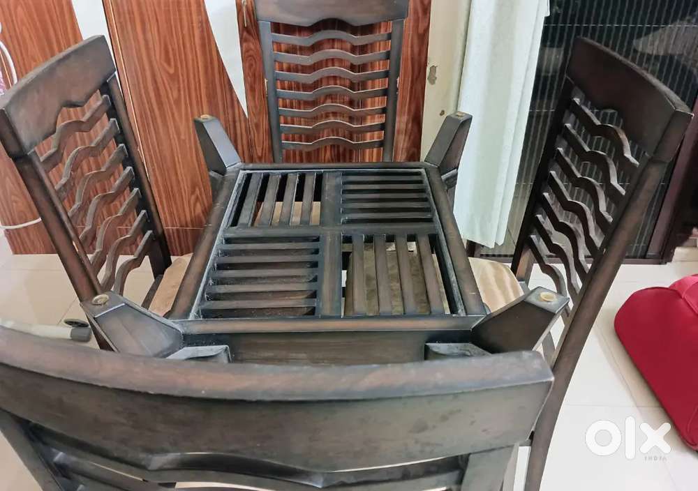 Glass top dinning table for sale