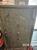 Locker, Godrej safe