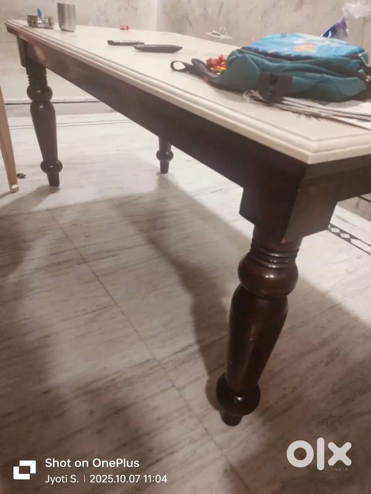 6chair and 1 dining table without top