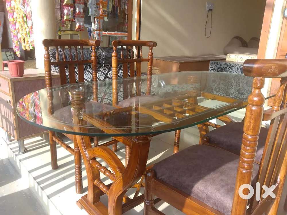 6 Seater Dining Table