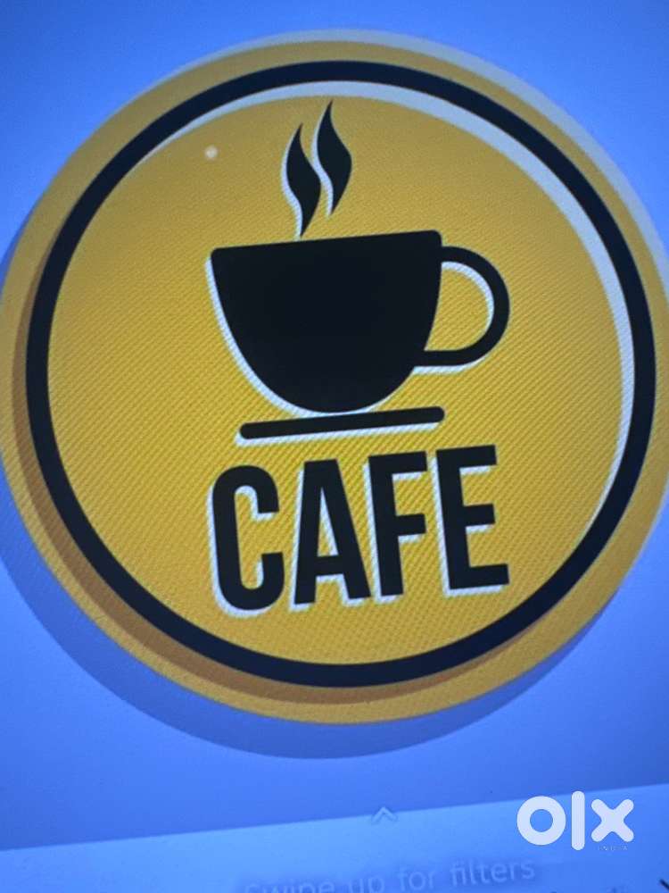 Juice Maker and Assistant Chef Needed