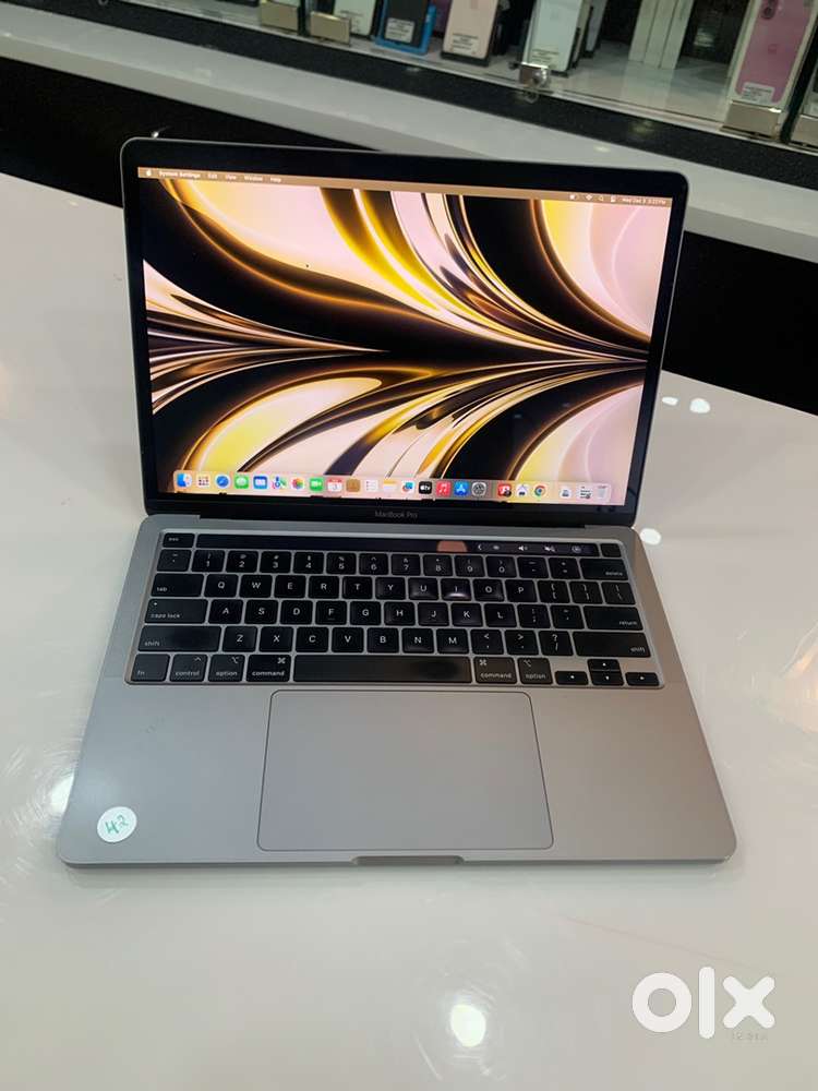 Apple MacBook Pro 2020 i7 32GB 512GB TouchBar Warranty