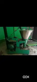 Rotary oil chuck machine for sale oil mill with 10 hp motor,expeller