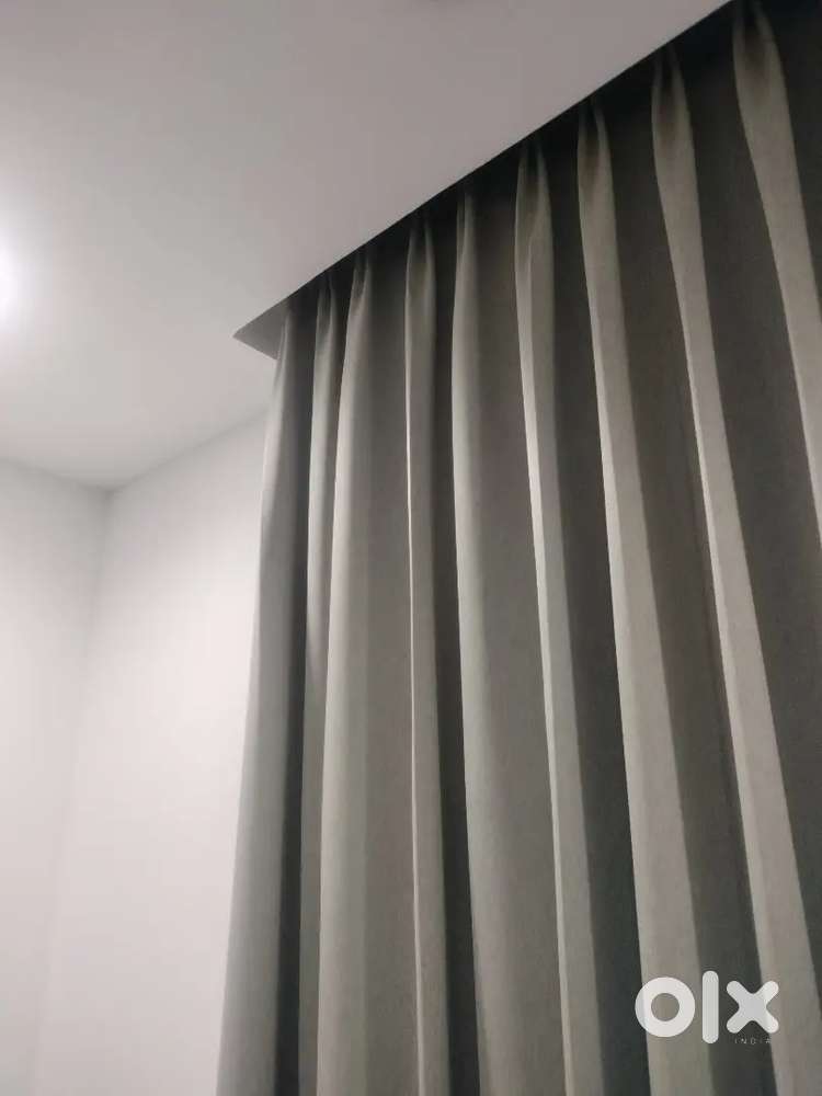 1 BHK upstairs 1 bathroom and hall